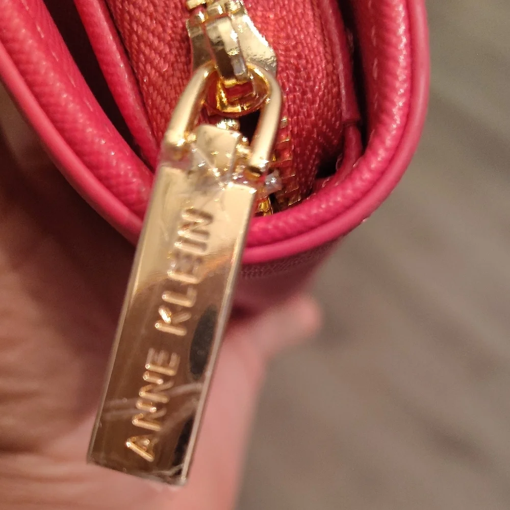 🆕3PC Anne Klein Vibrant Pink Clutch Wallet Crossbody Bag with Accessories